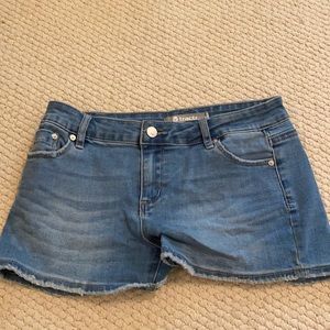 jean shorts, tractr brand, women’s size 2,